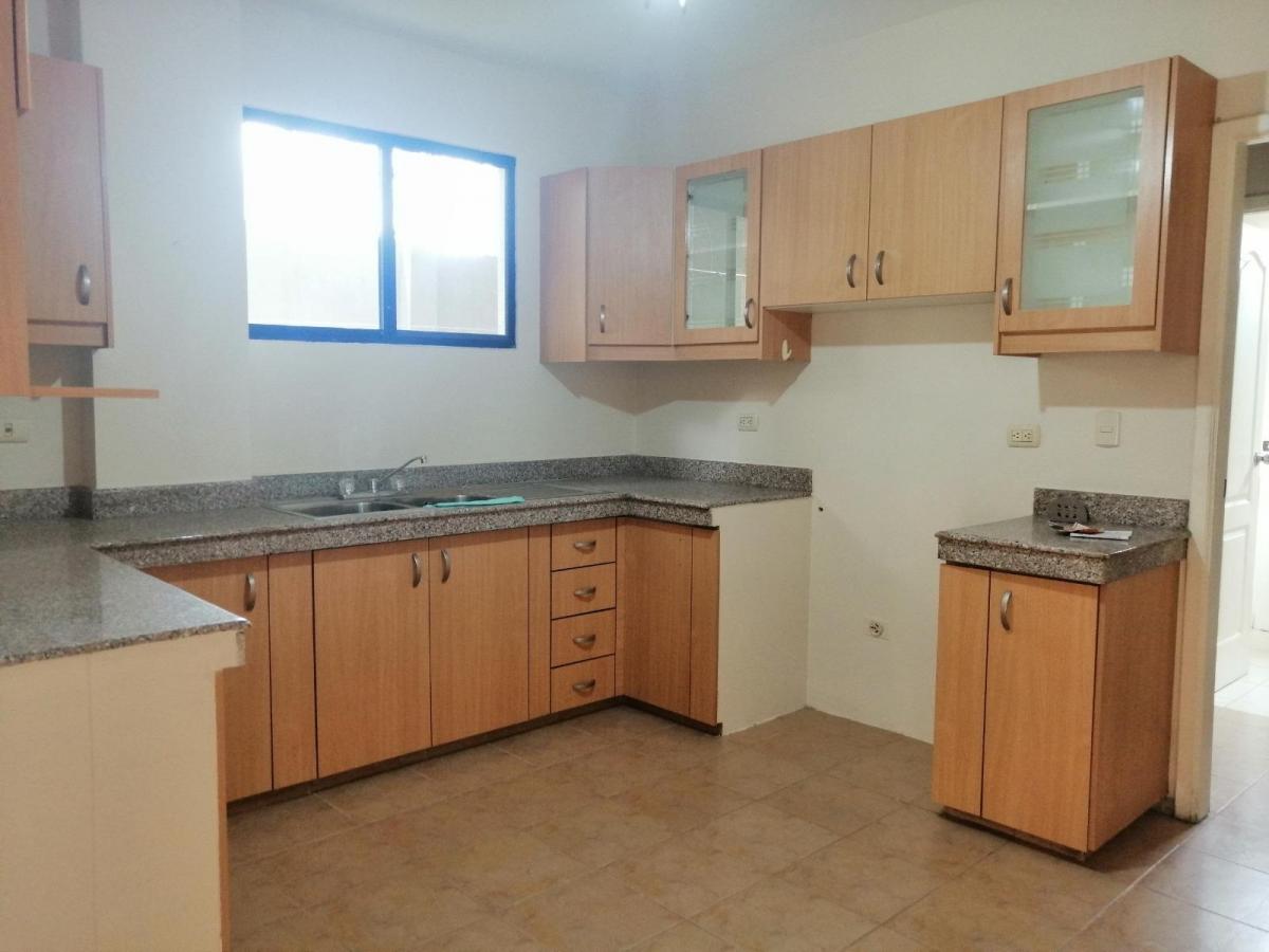 Exclusiva Casa en Venta - Urbanización Privada - Vía a La Costa - 4 Dorm. (Wp), Guayas — imagen 8