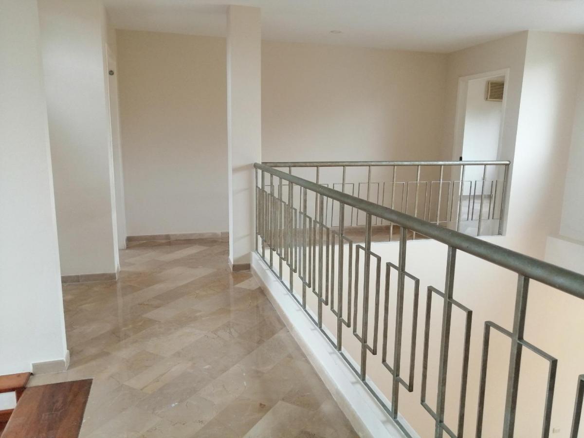 Exclusiva Casa en Venta - Urbanización Privada - Vía a La Costa - 4 Dorm. (Wp), Guayas — imagen 4