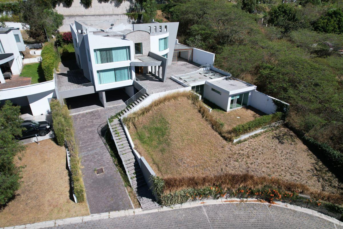 En Venta: Elegante Casa en Pillagua - Cumbayá — imagen 6