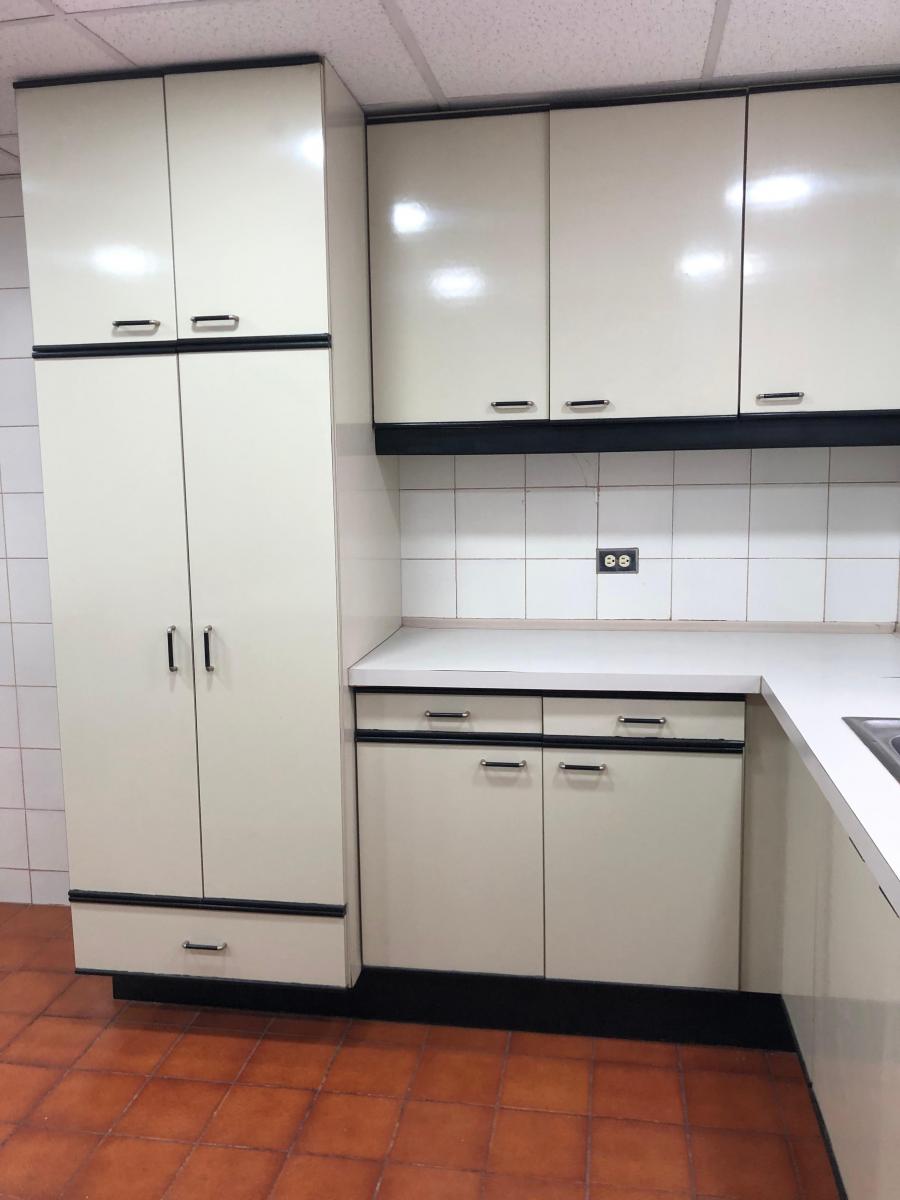 Se Vende Hermoso Departamento Sector González Suárez — imagen 7