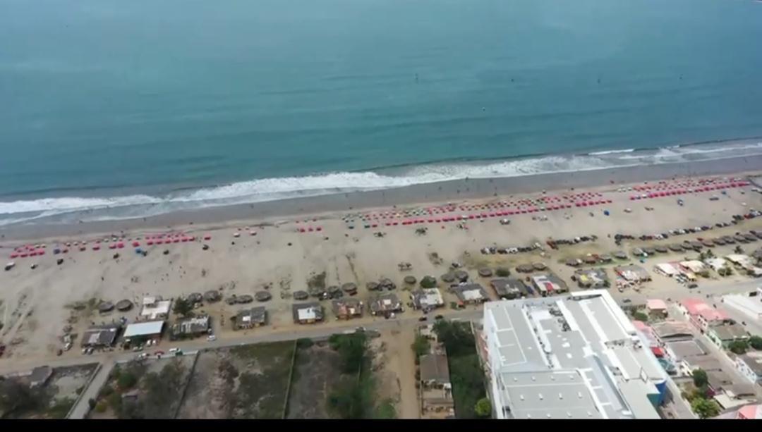 En Venta Espectacular Terreno con Vista Al Pie del Mar Playas - a Marín, Guayas — imagen 5