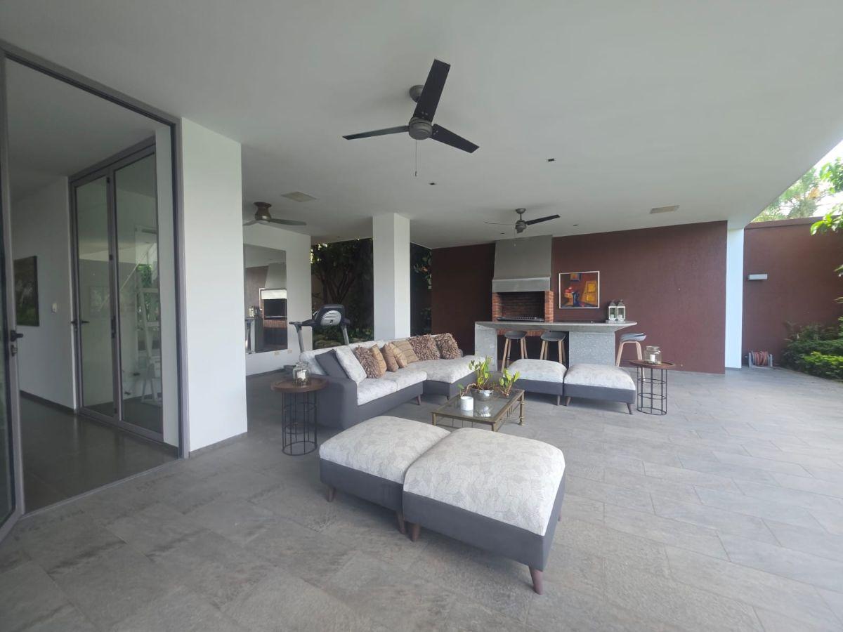 Laguna Club, Venta o Renta de Casa Inteligente con Vista a La Laguna de 4 Dorm., Guayas — imagen 8
