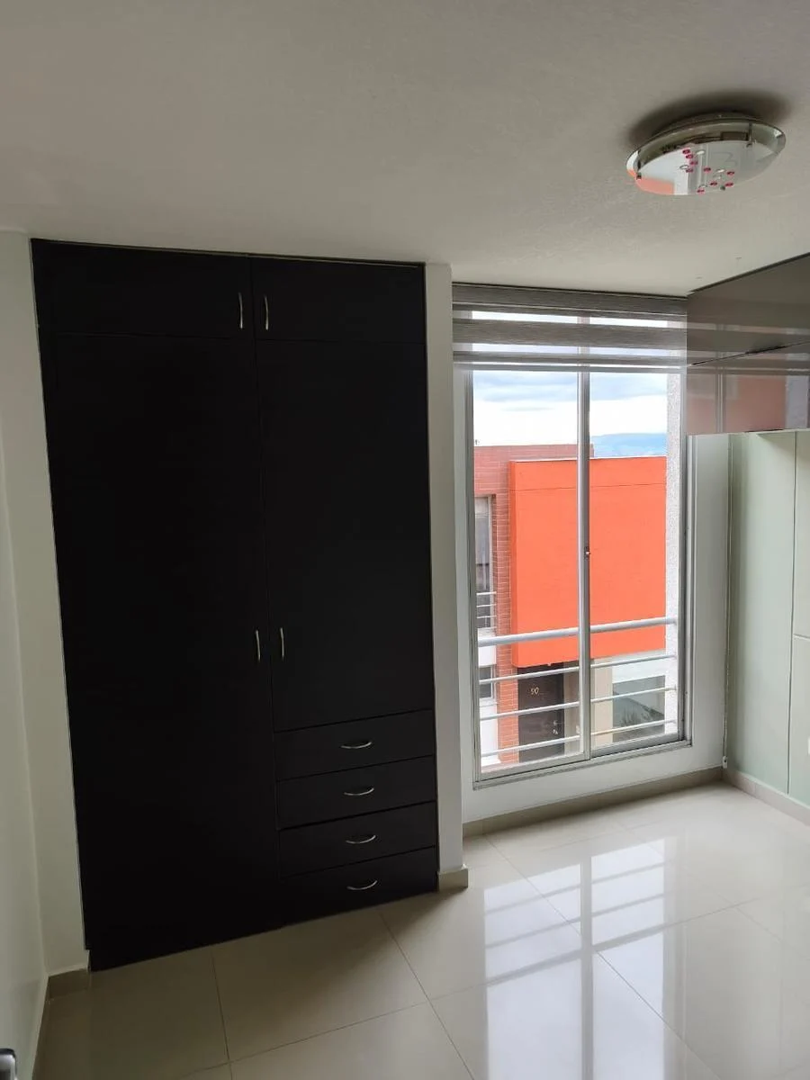 Casa en Venta - 4 Habitaciones - Conjunto Privado - Seguridad y Áreas Verdes - San Isidro del Inca — imagen 5