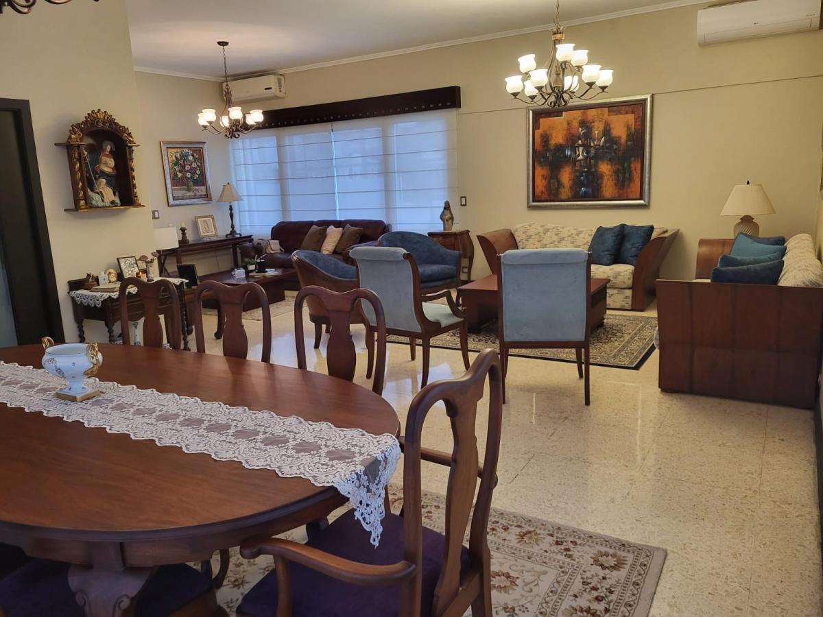 Venta de Casa - Urdesa Central, Guayas — imagen 9