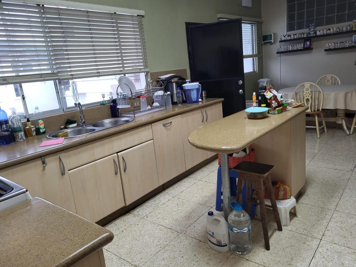 Venta de Casa - Urdesa Central, Guayas — imagen 8
