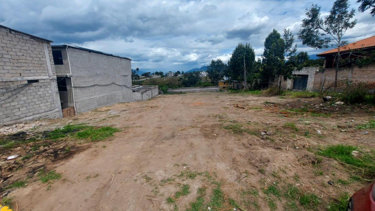 Se Vende Terreno en El Sector de Calderon — imagen 8