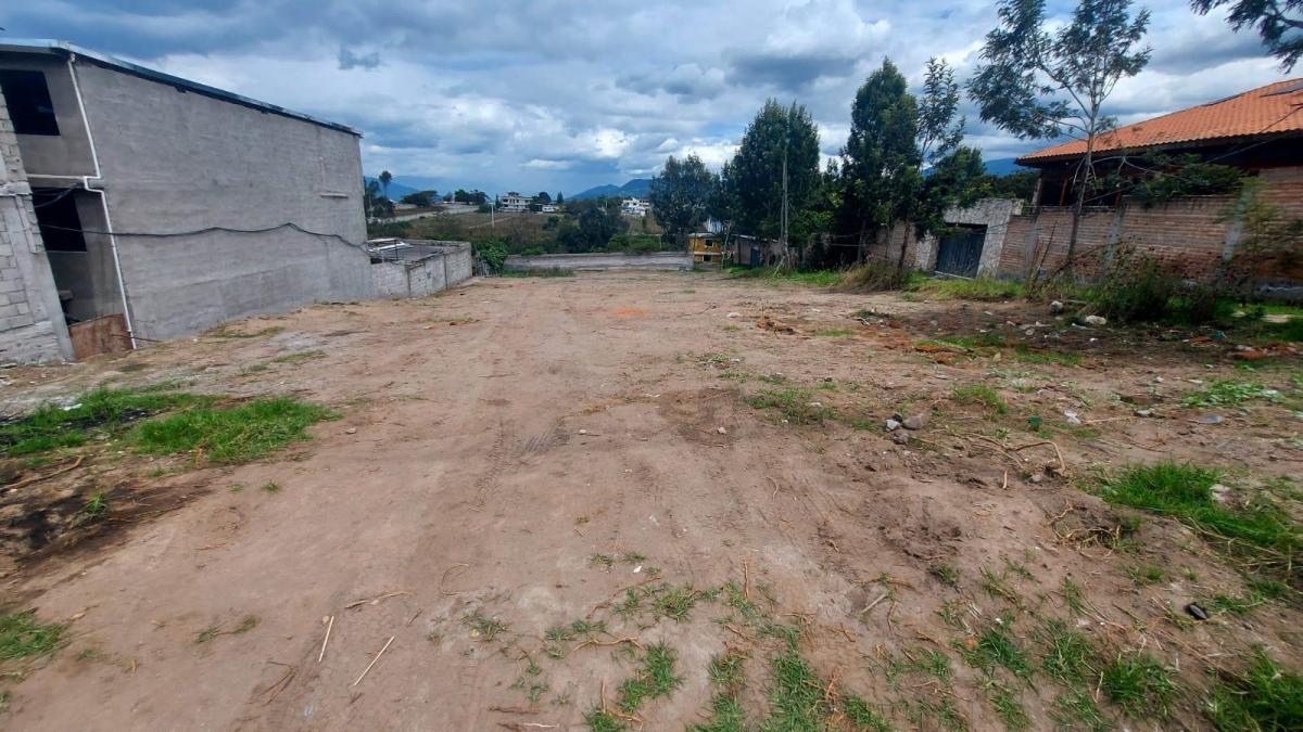 Se Vende Terreno en El Sector de Calderon — imagen 7