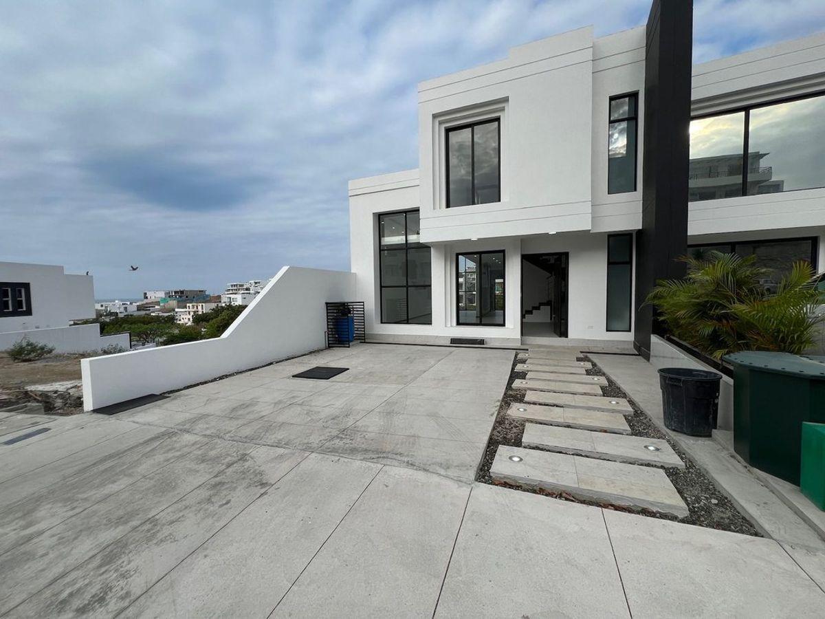 Casa de Venta en Zona Sur Ciudad del Mar Manta, Manabí — imagen 9