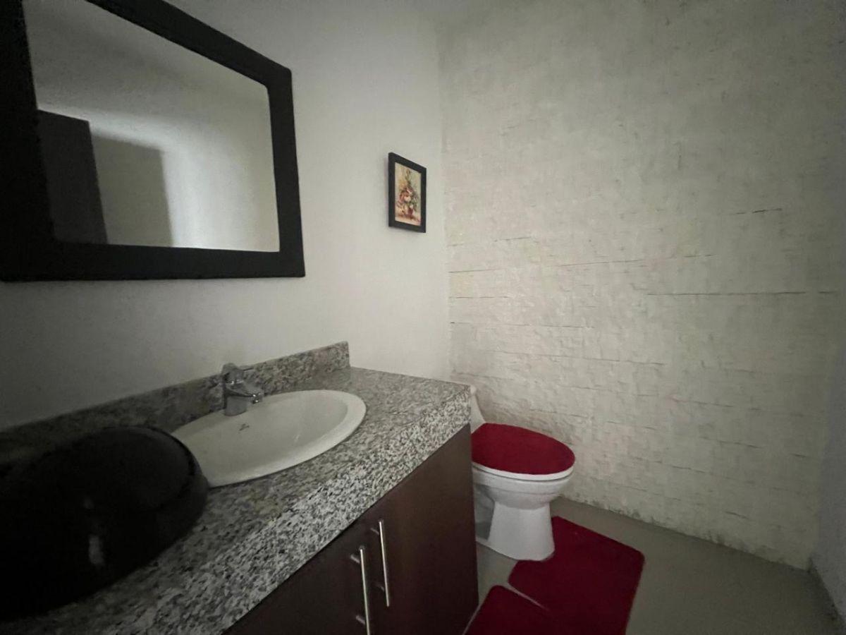 Vendo Departamento Lomas de Urdesa, Guayas — imagen 3