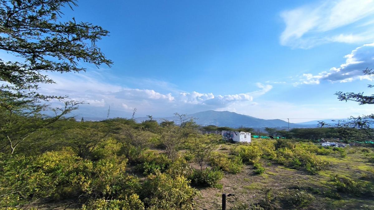 En Venta Lote Esquinero de 19000 m² en Collaqui Tumbaco Sector Consolidado — imagen 7