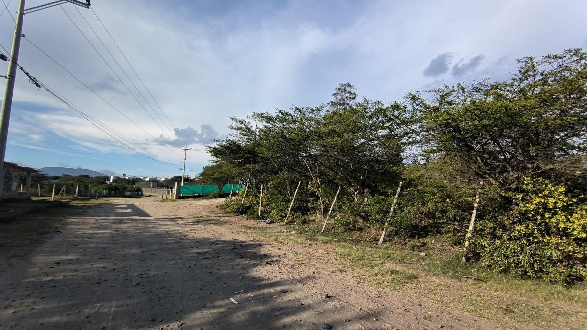 En Venta Lote Esquinero de 19000 m² en Collaqui Tumbaco Sector Consolidado — imagen 5