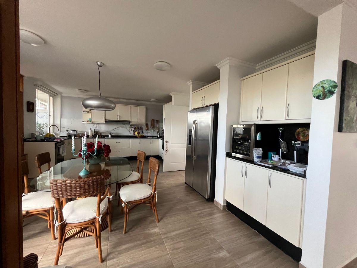 Cumbaya Casa de Venta con Jardín Miravalle 3 — imagen 3