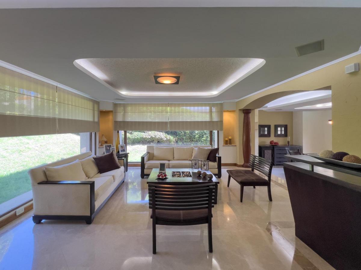 Linda Casa de Venta Ubicada Dentro de Urbanización Segura y Exclusiva. Sector Scala — imagen 8
