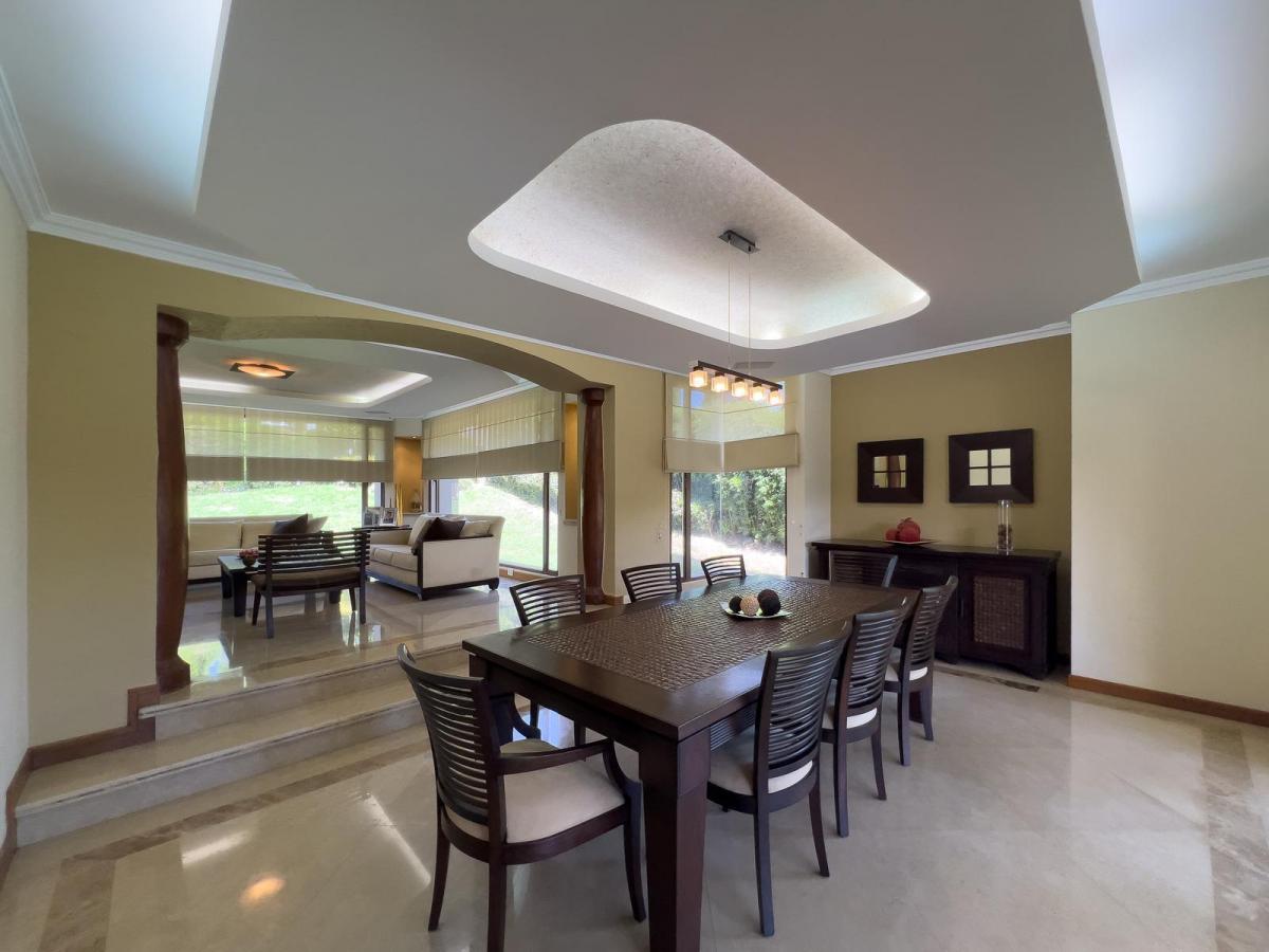 Linda Casa de Venta Ubicada Dentro de Urbanización Segura y Exclusiva. Sector Scala — imagen 4