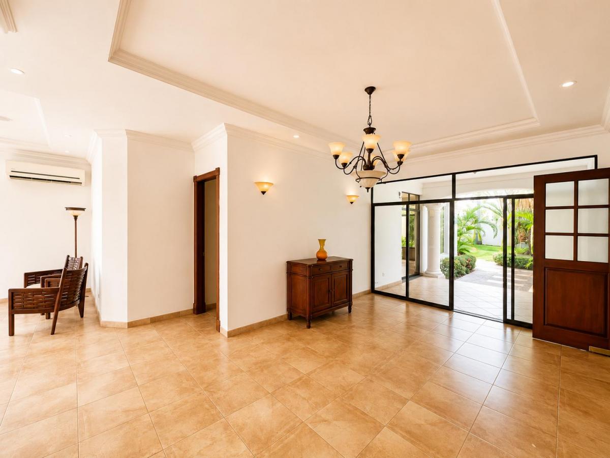 Casa en Venta en Vista Al Parque | 4 Dorm. | 689 m² | Samborondón | Mons García, Guayas — imagen 9