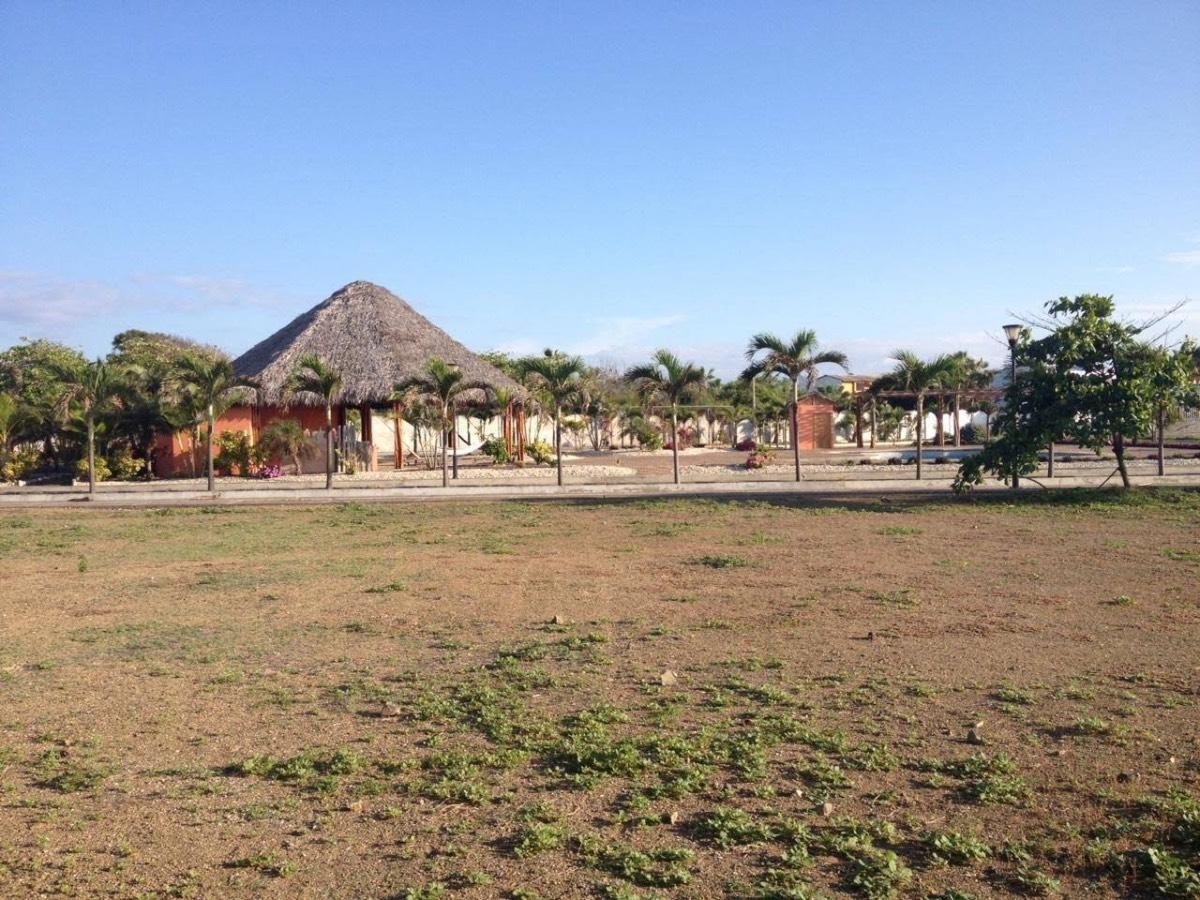 Lote de Terreno en Venta en La Urbanización Las Palmas, Puerto Cayo, Manabí — imagen 10