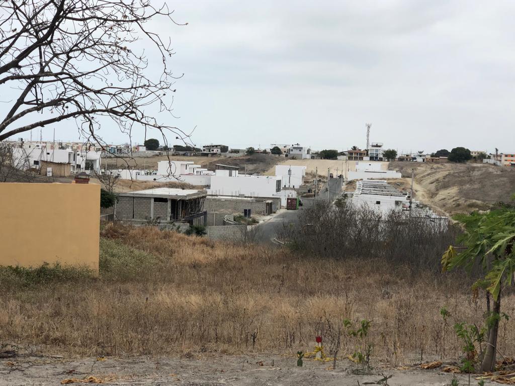 Un Lote de Terreno en Venta en La Urbanizacion Mantazul, Manabí — imagen 9