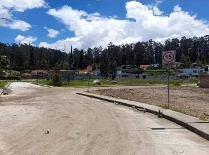 Hermoso Terreno de Venta en Urbanizacion Prado Rio (Frente Al Tenis Club), Azuay — imagen 8