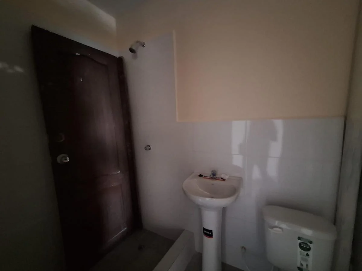 Venta de Casa 4 Pisos Cerro Santa Ana Escalón 354, Guayas — imagen 5