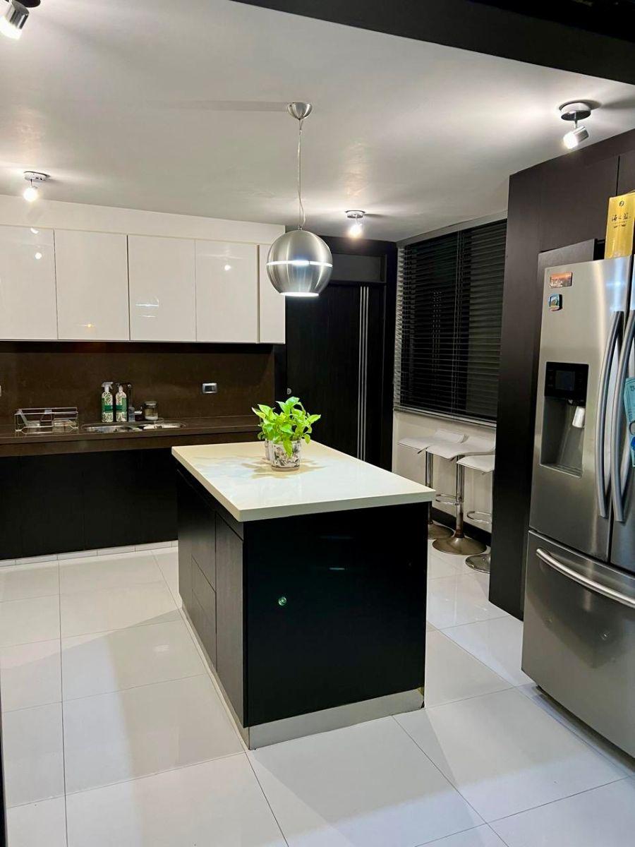Vendo Departamento Samborondon, Guayas — imagen 8