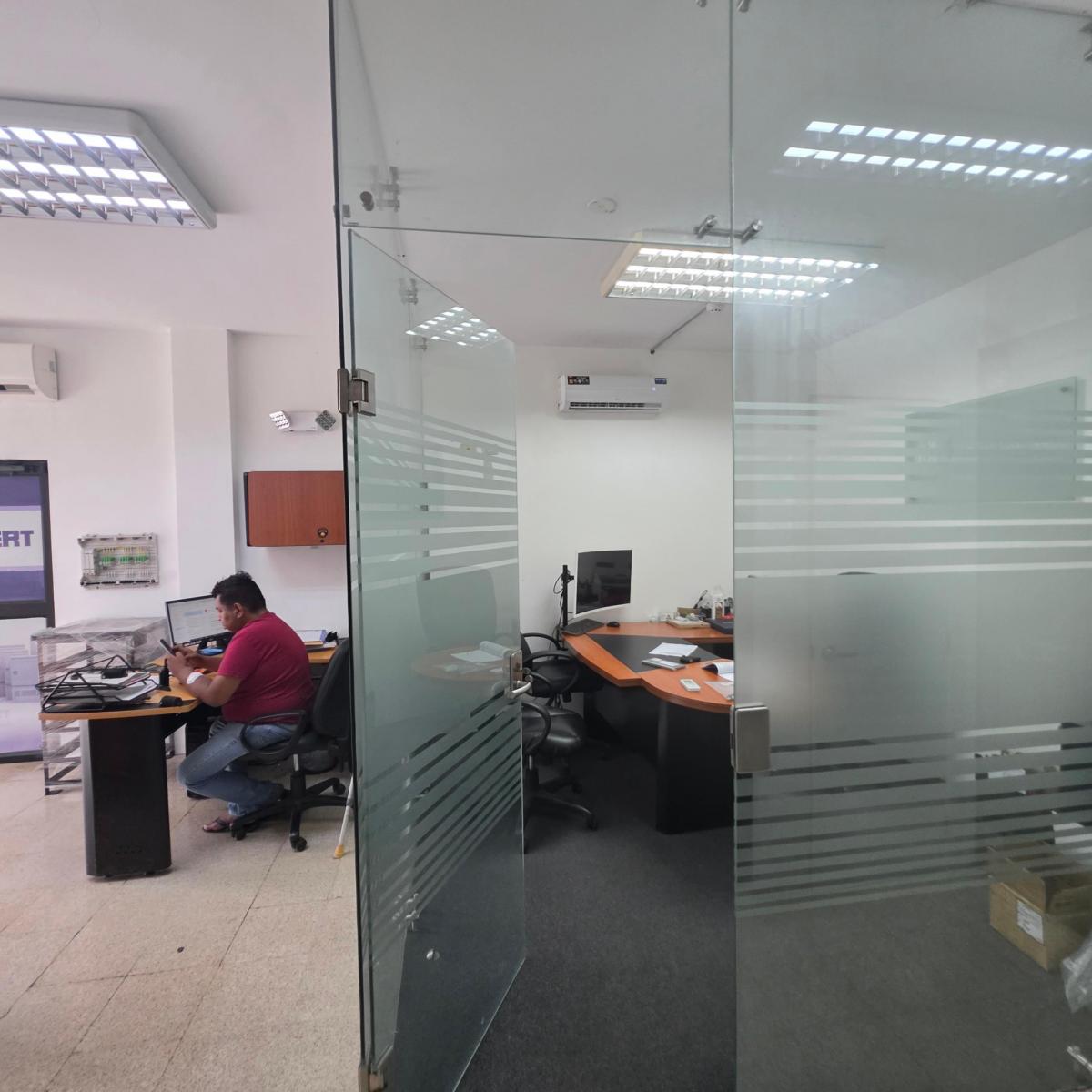 Sector Mall del Sol Edificio Comercial con Locales y Oficinas, Guayas — imagen 5