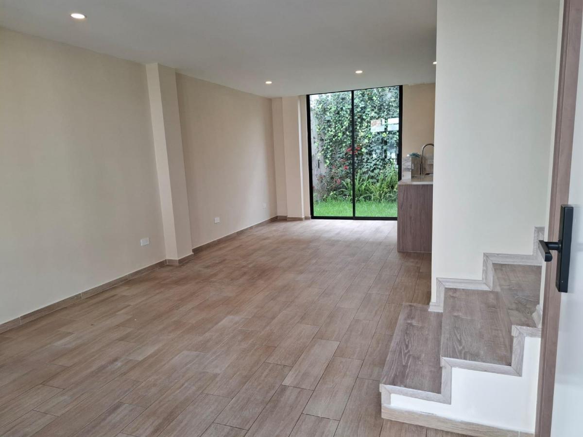 Vendo Casa en Tumbaco, en La Ruta Viva, Escalón de Ingreso a La Morita. Provincia de Pichincha — imagen 9