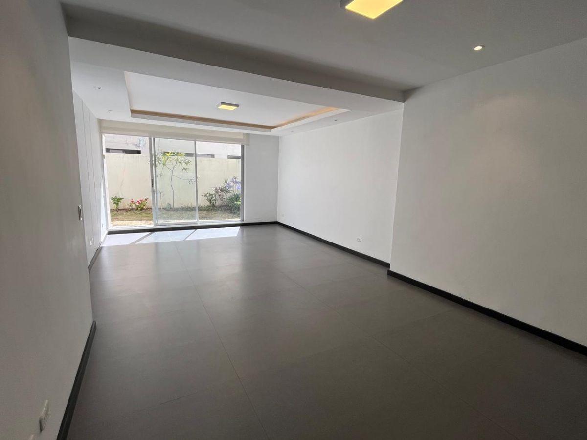 Departamento con Jardin en Venta Sector El Bosque — imagen 3