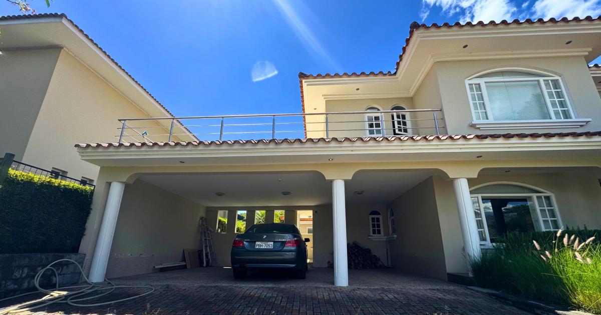 Exclusiva Residencia Luxury Urb. Cunucbamba Tumbaco — imagen 10