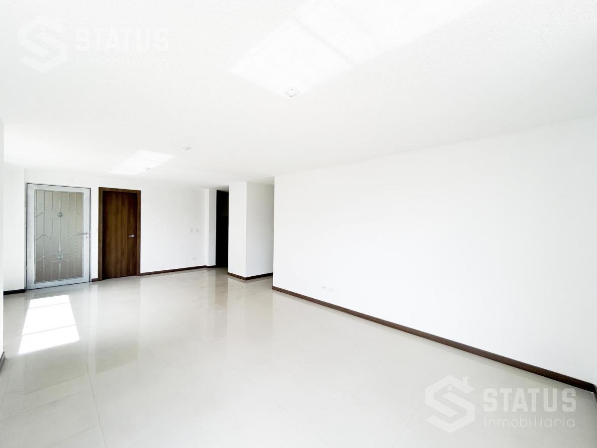 Venta de Departamento Cerca del Supermercado Santa María de Conocoto — imagen 9