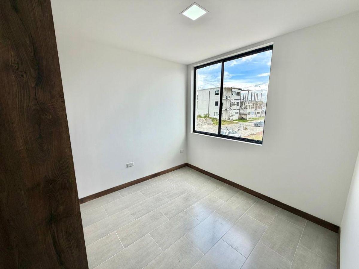 Casa Vip a Estrenar en Venta Sector Conocoto - Valle de Los Chillos — imagen 3