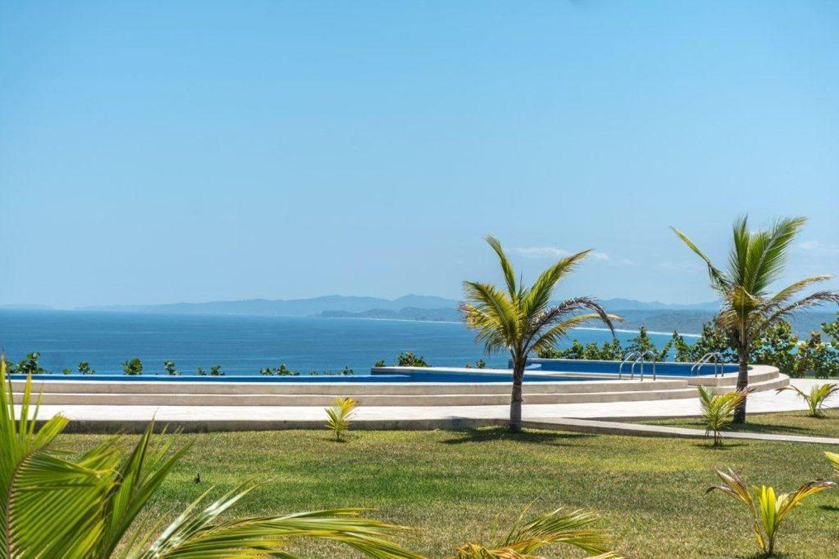 Suite en Venta Full Amoblada en Ayangue Vista Al Mar Urbanizacion Cerr — imagen 6
