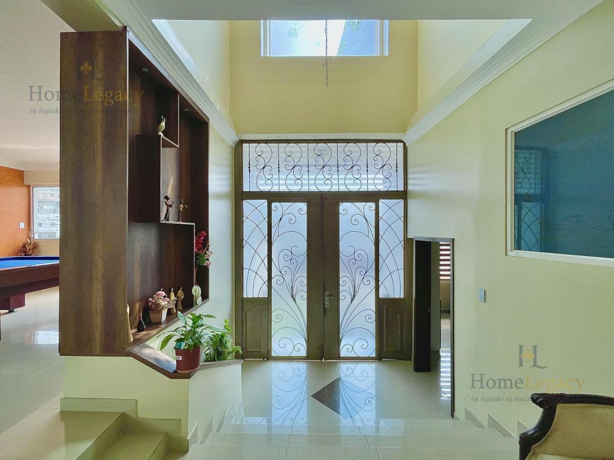 Casa en Venta, 389 m², 4 Habitaciones, Estudio, Doble Sala, Garaje Cerrado Ae, Guayas — imagen 9