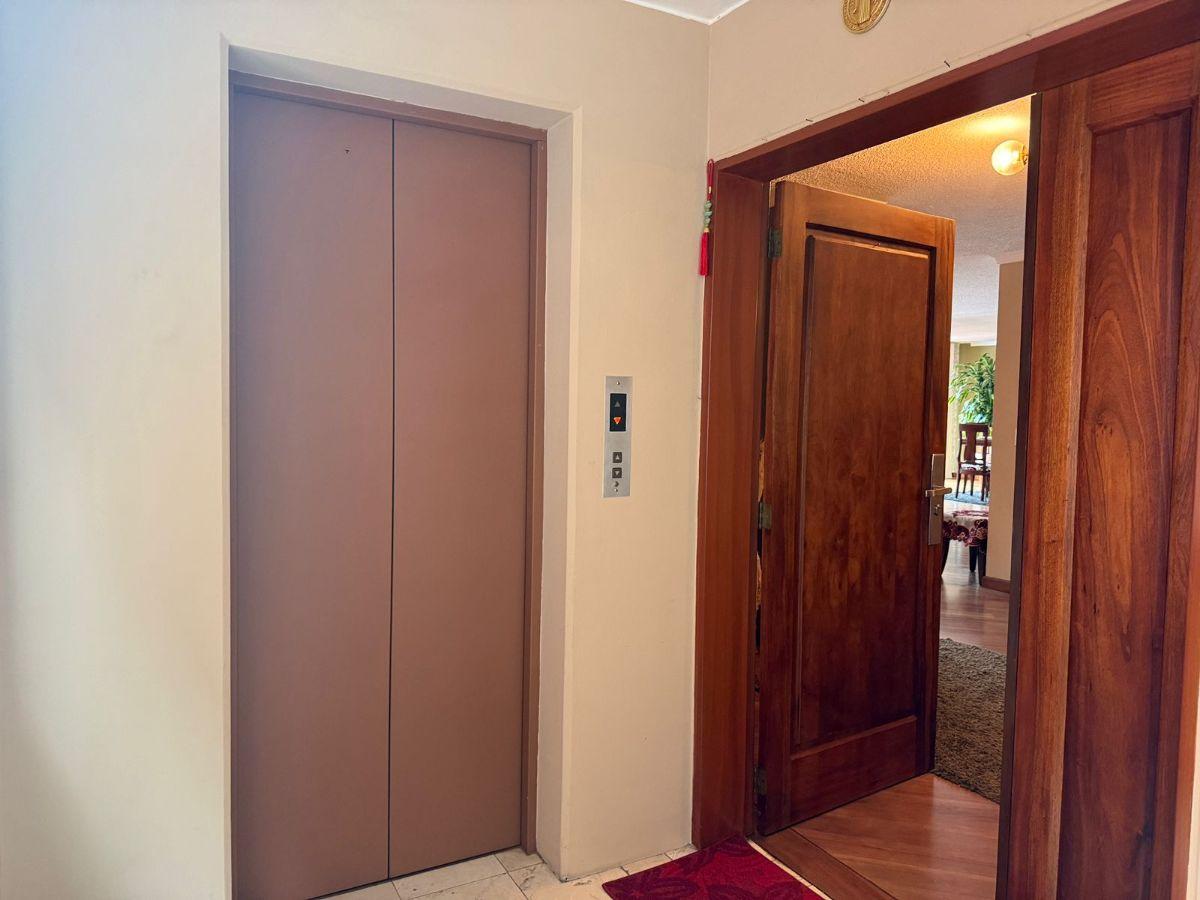 Vendo Dpto Duplex Quito Tenis 3 Dormitoerios. Provincia de Pichincha — imagen 9