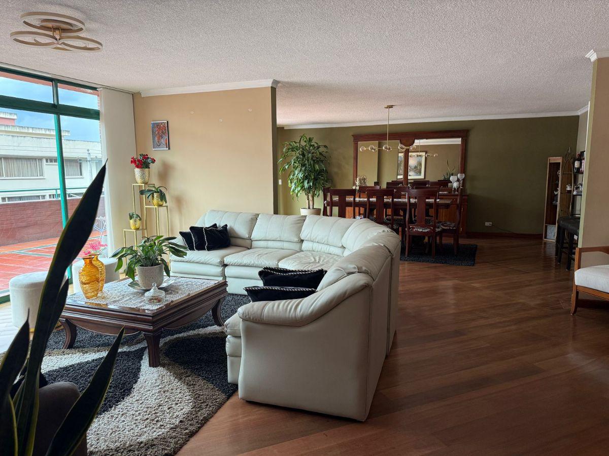 Vendo Dpto Duplex Quito Tenis 3 Dormitoerios. Provincia de Pichincha — imagen 6