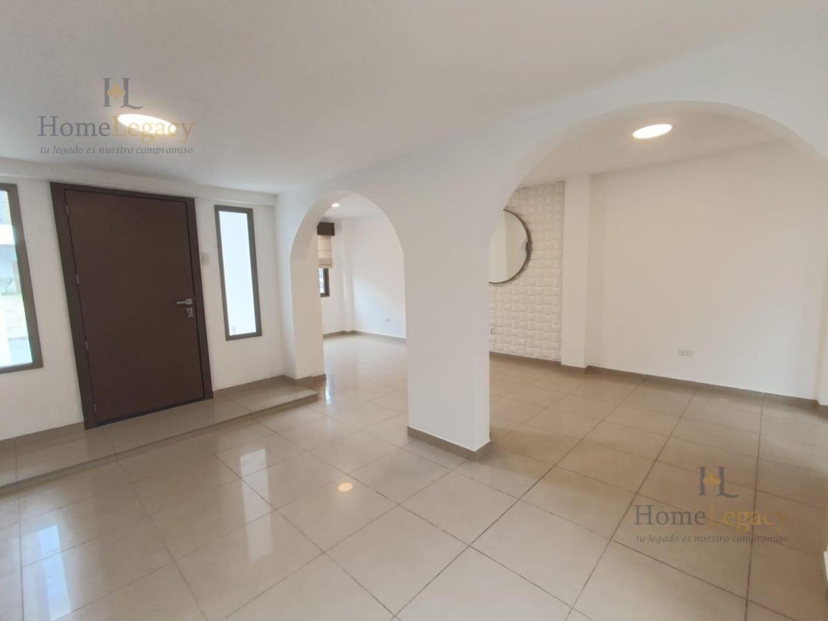 Casa en Venta, 3 Habitaciones, Sala de Tv, 2 Plantas, 120 m², Seguridad, Guayas — imagen 6