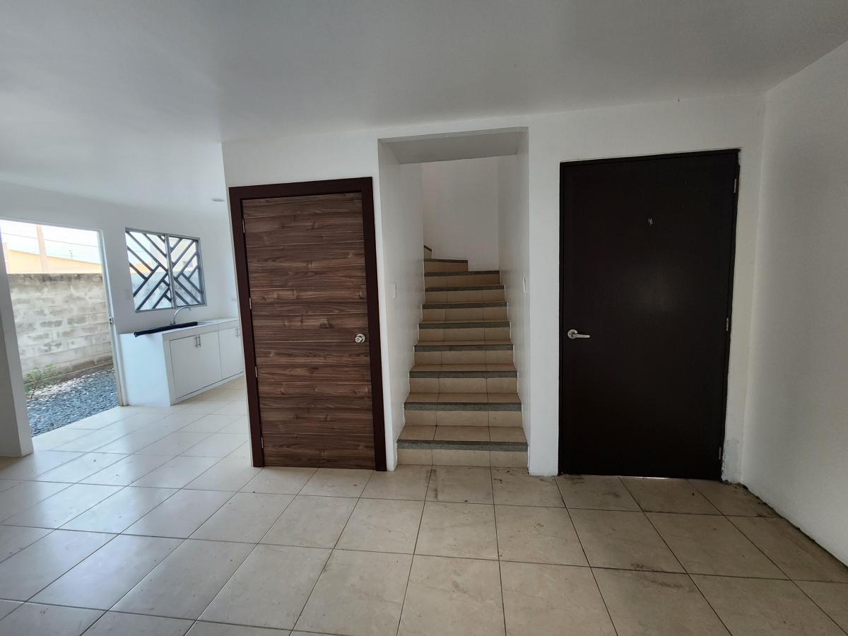 Chongon Conjunto Bellavita Dos Plantas $62000 Biess Ciudadela Privada, Guayas — imagen 8