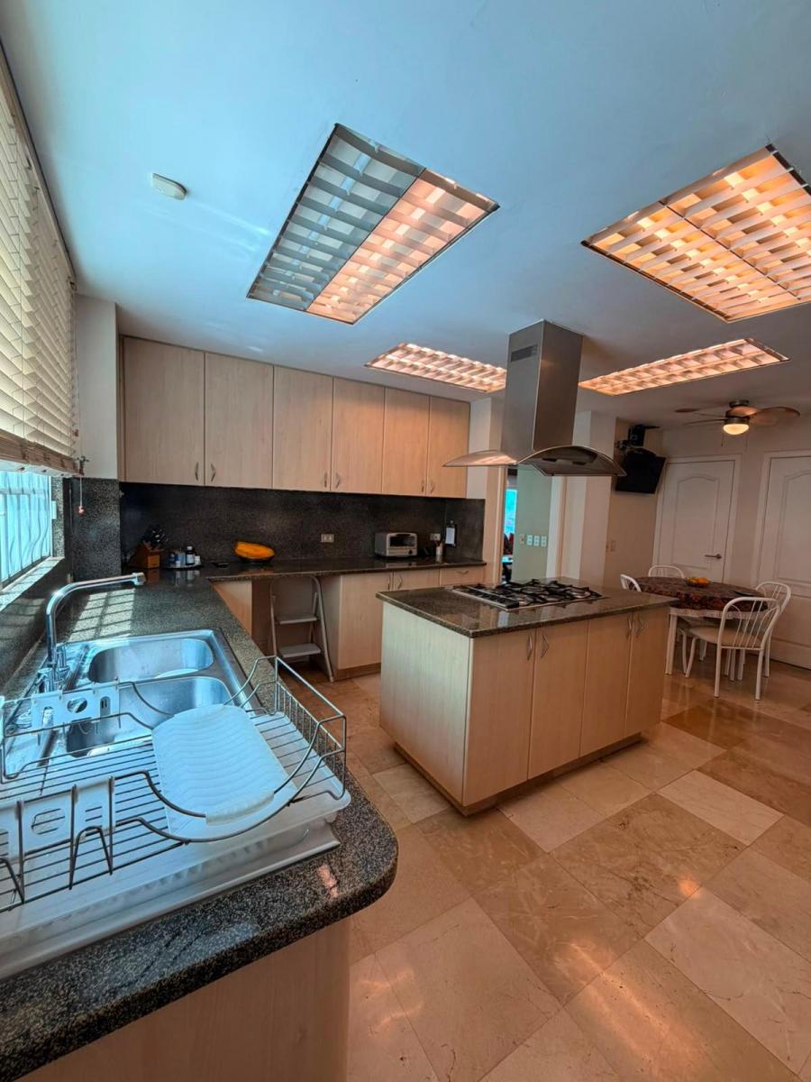 Casa en Venta Ubicada en Cumbres Altas - Ceibos, Guayas — imagen 3