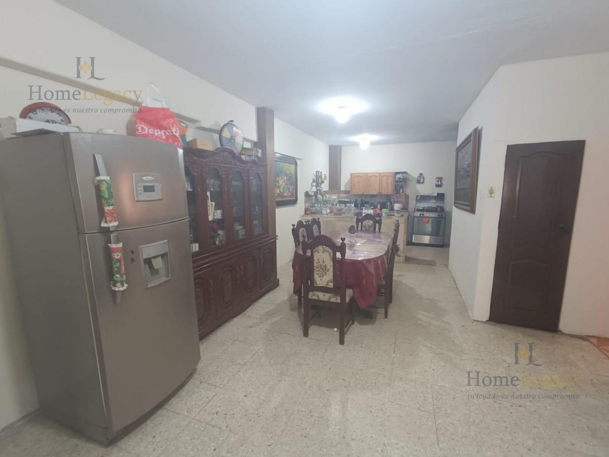 Venta de Casa, 6 Habitaciones, Local Comercial, Terraza, 320 m², Esquinera Ae, Guayas — imagen 9