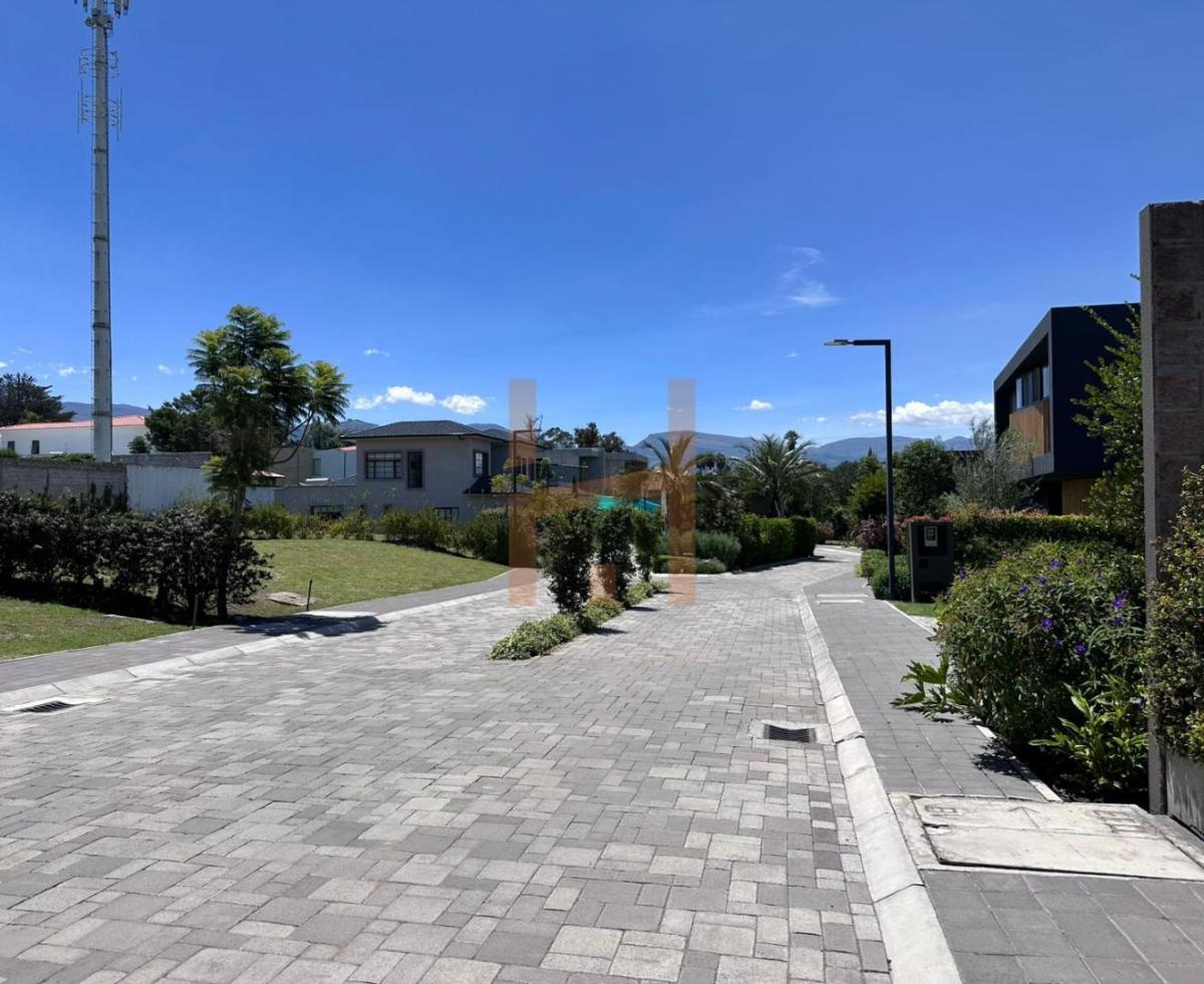 Terreno de Venta en Puembo, 635 m², Cerca Al Club Arrayanes, Urbanización Privada, Ambiente Natural. Provincia de Pichincha — imagen 7