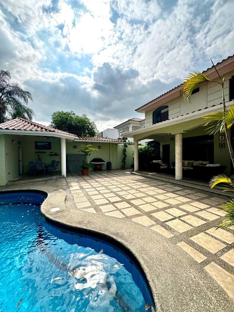 Casa Amplia con Piscina en Lago Sol Km 7 Samborondon!4, Guayas — imagen 10