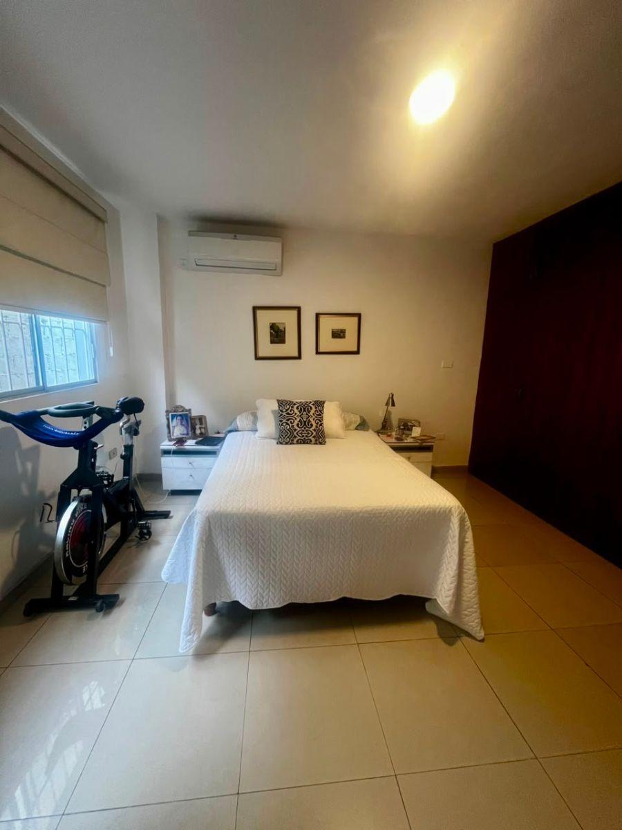 Departamento de Venta Colinas de Ceibos Calle Cerrada, Guayas — imagen 4
