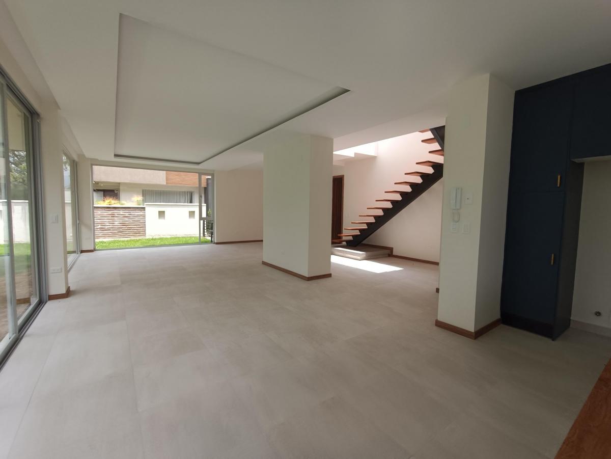 Casa en Venta en Nayon Dentro de Urbanizacion — imagen 9