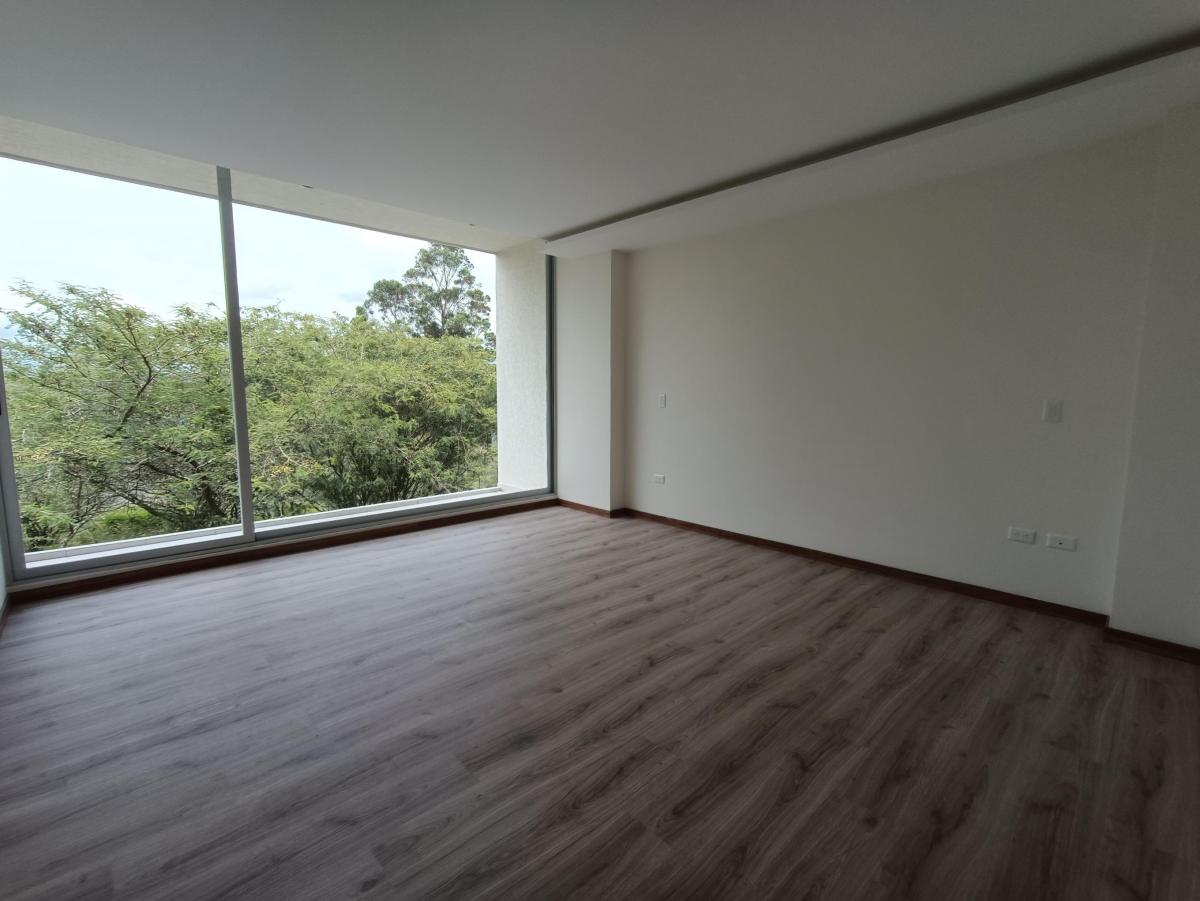 Casa en Venta en Nayon Dentro de Urbanizacion — imagen 6