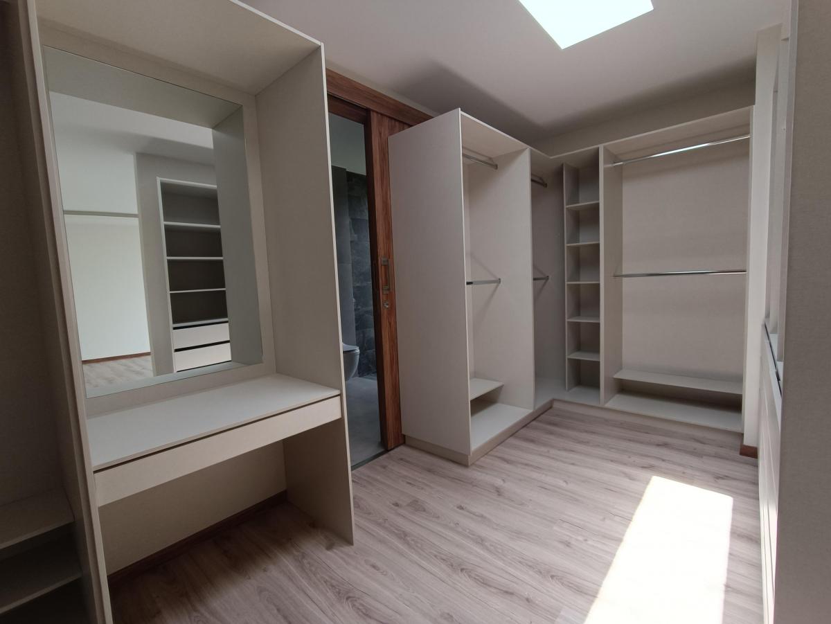 Casa en Venta en Nayon Dentro de Urbanizacion — imagen 3