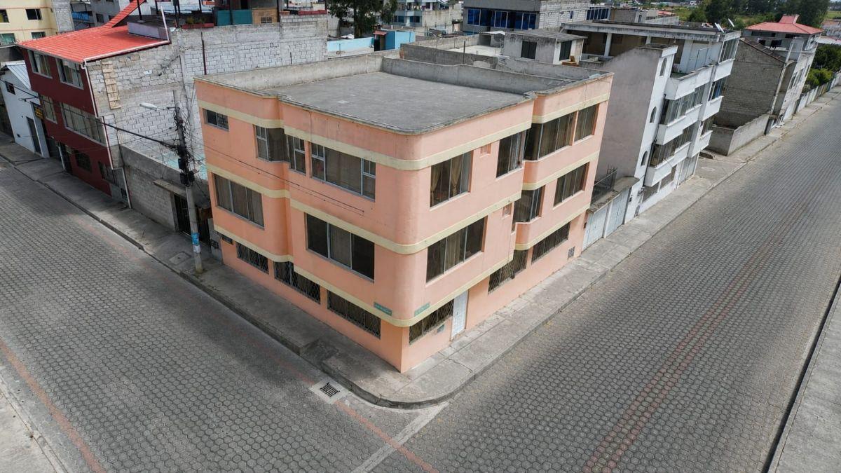 Casa Rentera Esquinera en Venta Carapungo | 3 Departamentos | $750 Ingreso Mensual — imagen 10