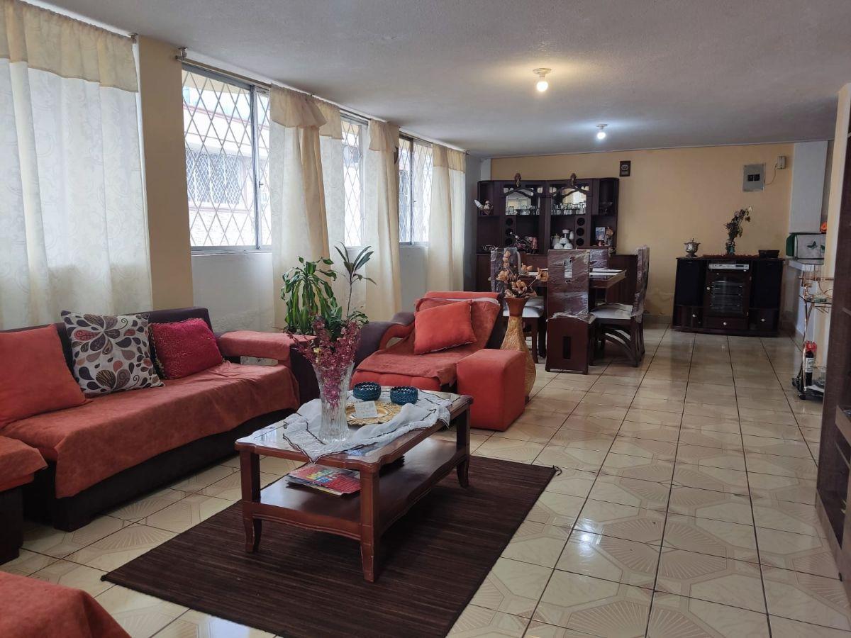 Casa Rentera Esquinera en Venta Carapungo | 3 Departamentos | $750 Ingreso Mensual — imagen 9