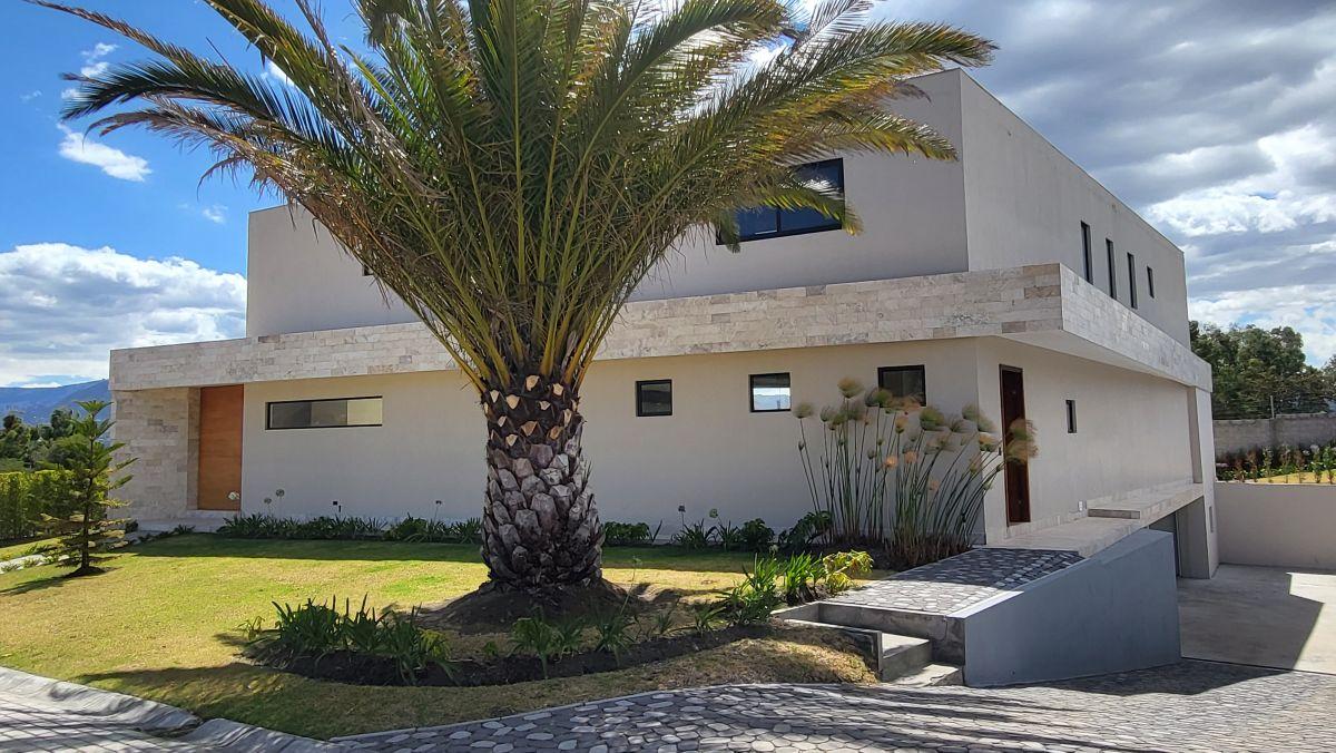 Vendo Linda Casa Ubicada Cerca Colegio Cervantes, Amplio Tereeno Linda Vista, Seguridad 24 H, 4 Dorm — imagen 8