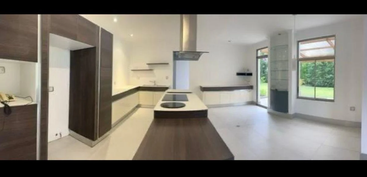 Oportunidad Vendo/arriendo Clasica y Amplia Casa Arrayanes 5 Dorm. — imagen 4