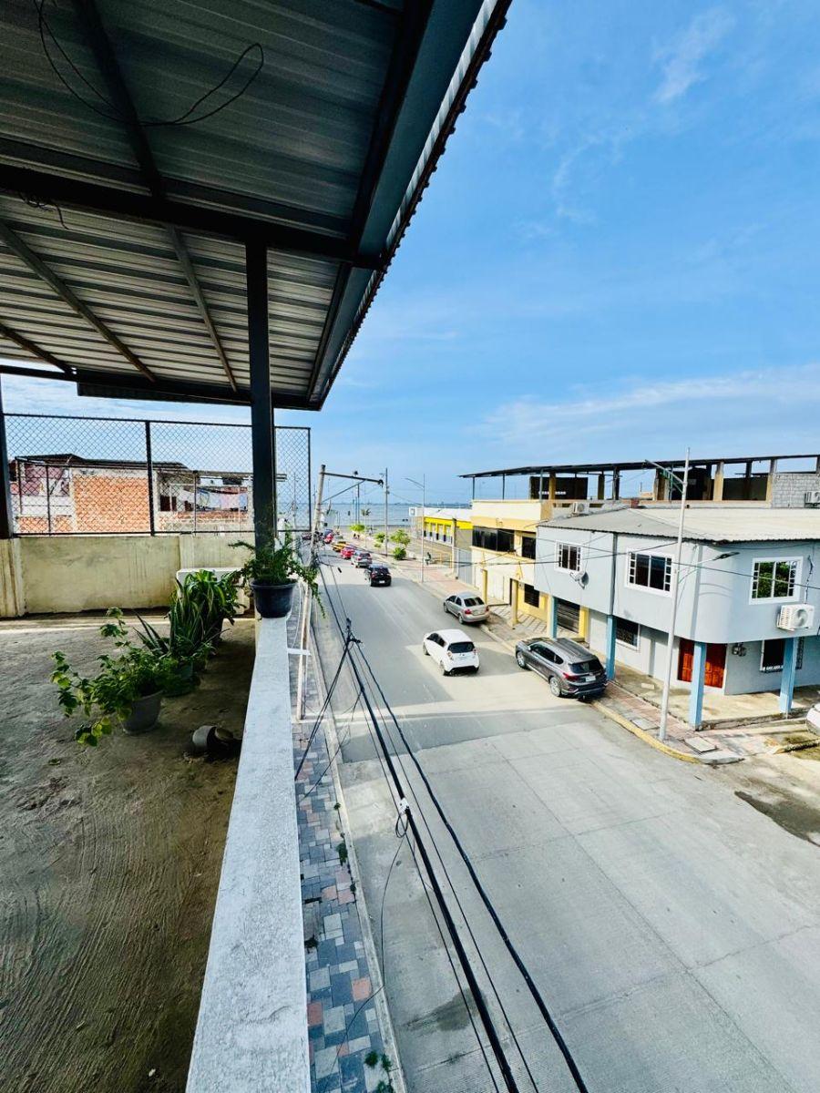 Venta de Casa de 2 Plantas Más Terraza con Vista Al Mar en Los Esteros - Manta, Manabí — imagen 10