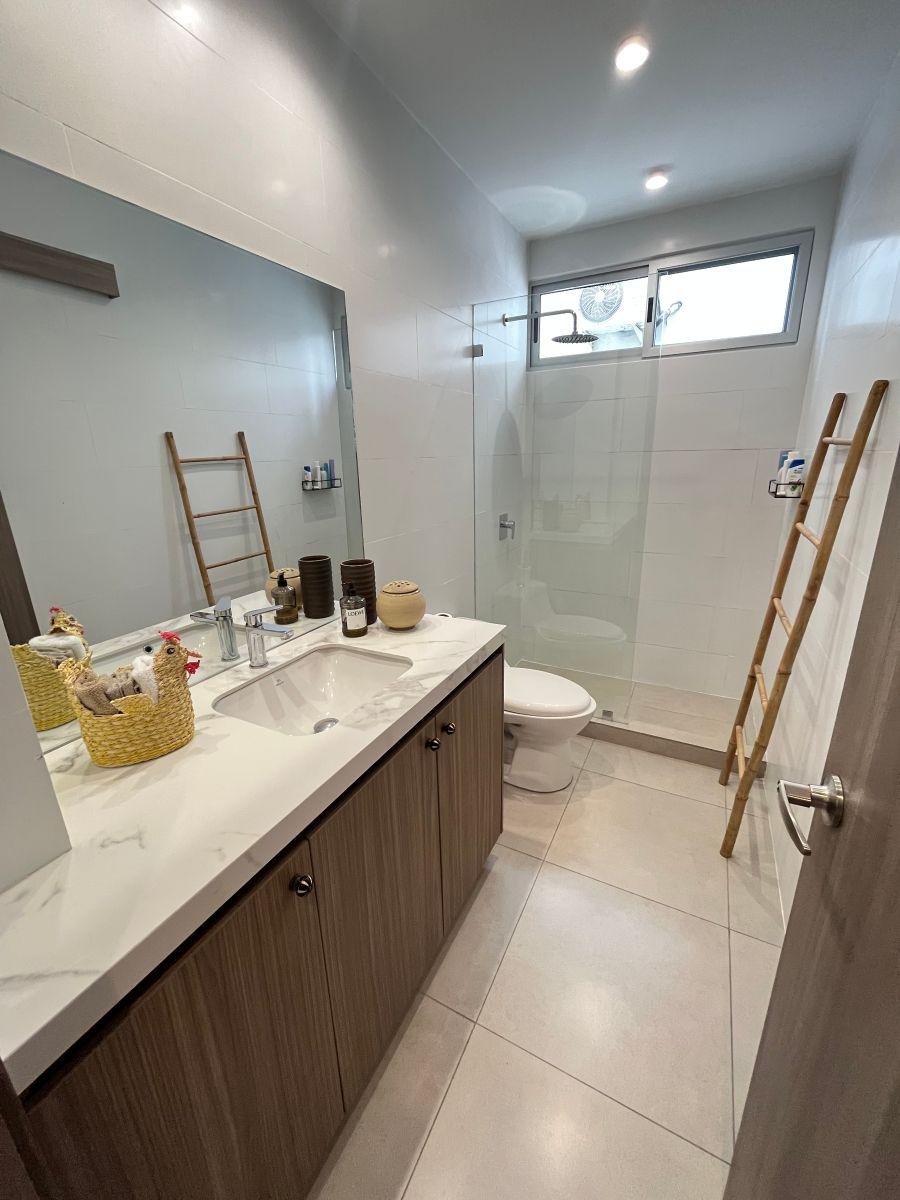 Moderno Departamento en Venta en Urbanización Puerta Al Rio, Guayas — imagen 3
